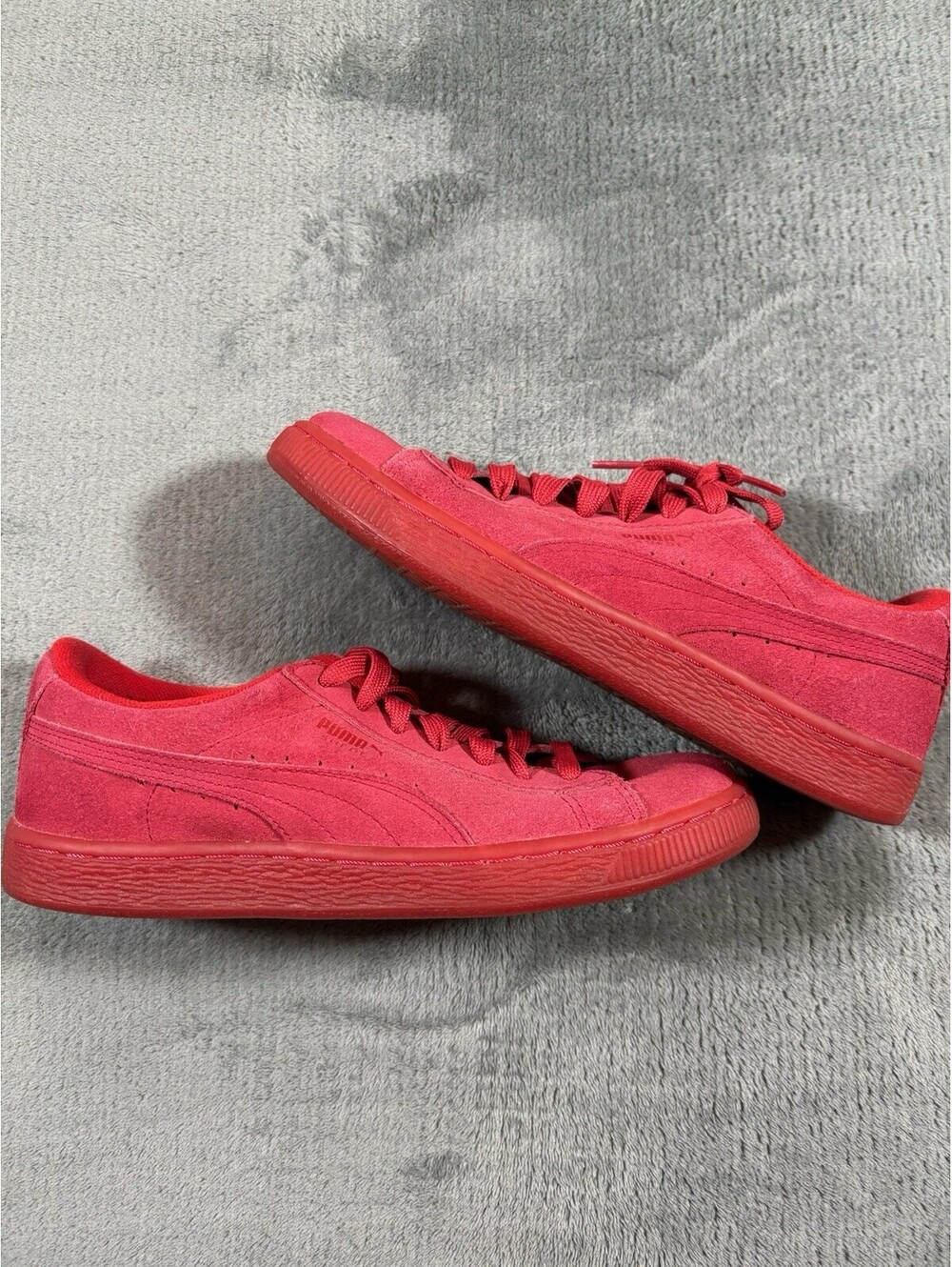 PUMA Suede Classic Red Sole Women’s 6.5